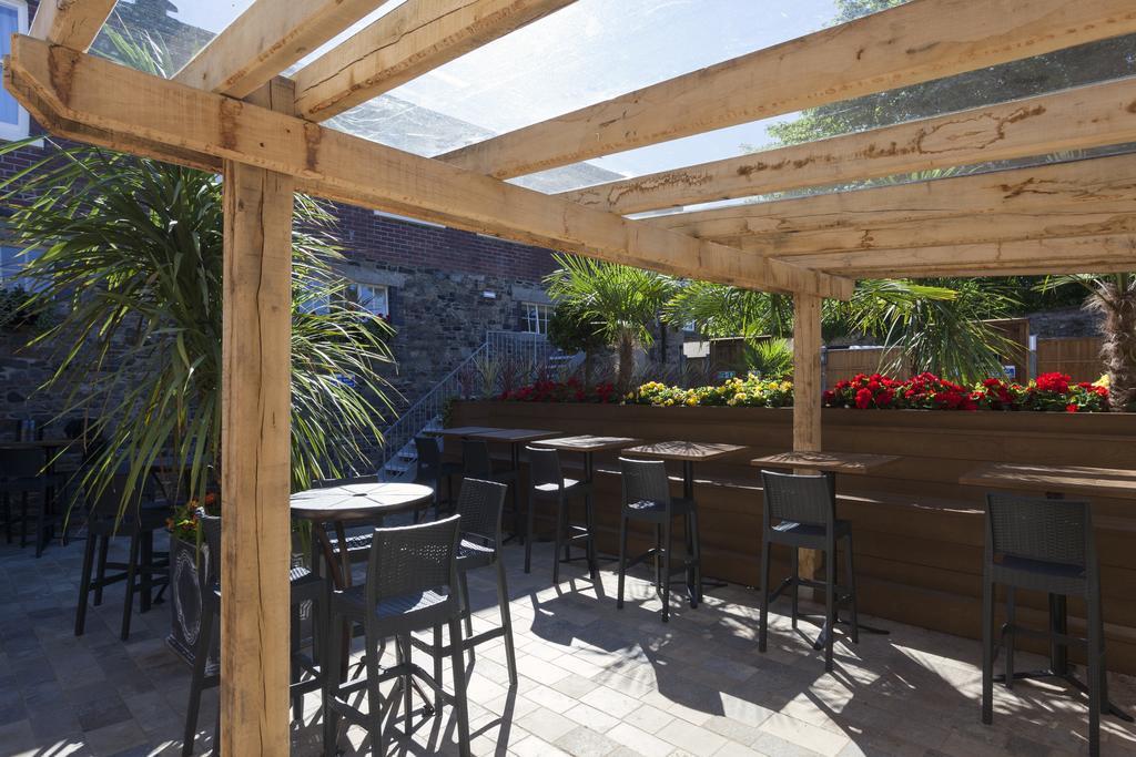 The White Hart Hotel Wetherspoon Okehampton Esterno foto