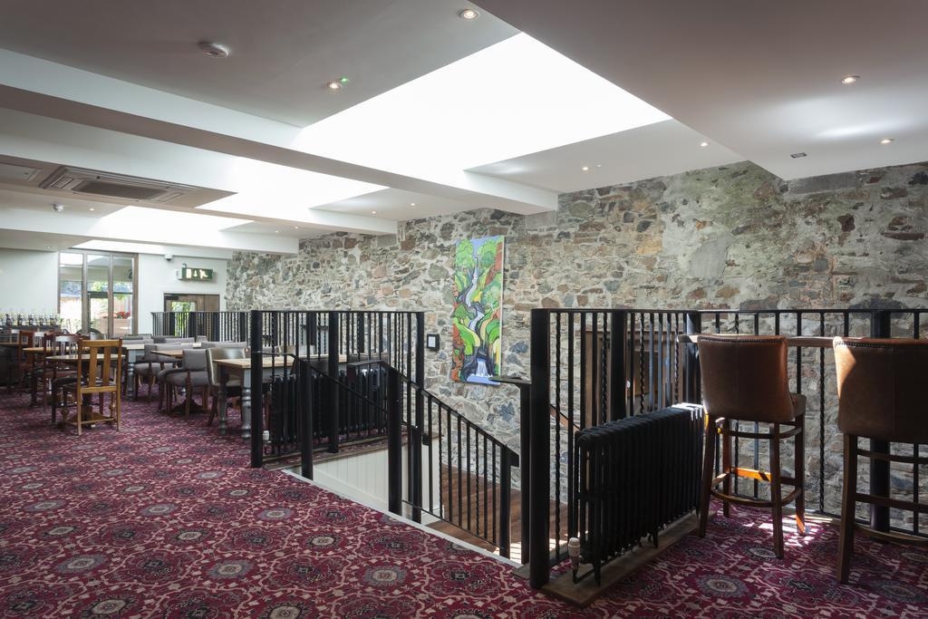 The White Hart Hotel Wetherspoon Okehampton Esterno foto